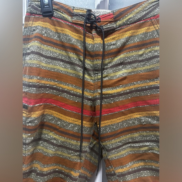 Burton Men's Moxie Boardshort, Keef Blanket Stripe - Picture 2 of 14